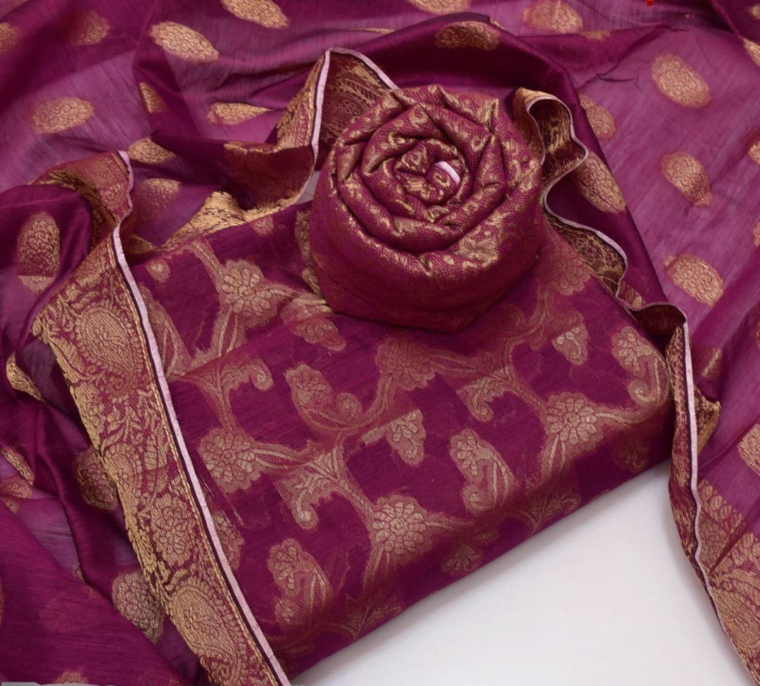 Purple Jacquard.                            (PC-0J909859)