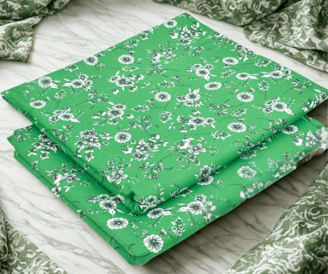 Parrot Green Floral.                         (PC-00909829)